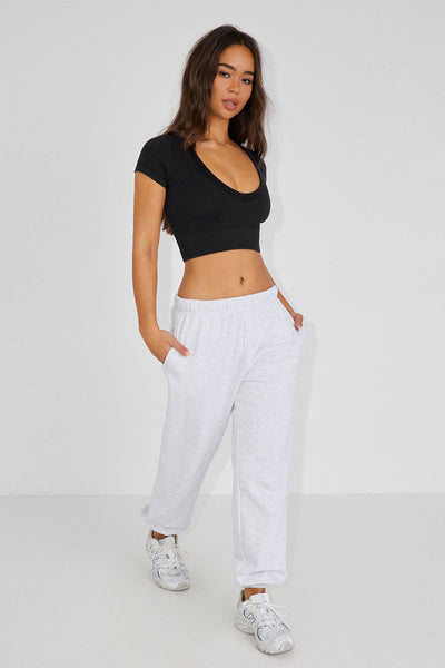 Lauren | Ribbed Deep Scoop Neck Sleeved Crop Top