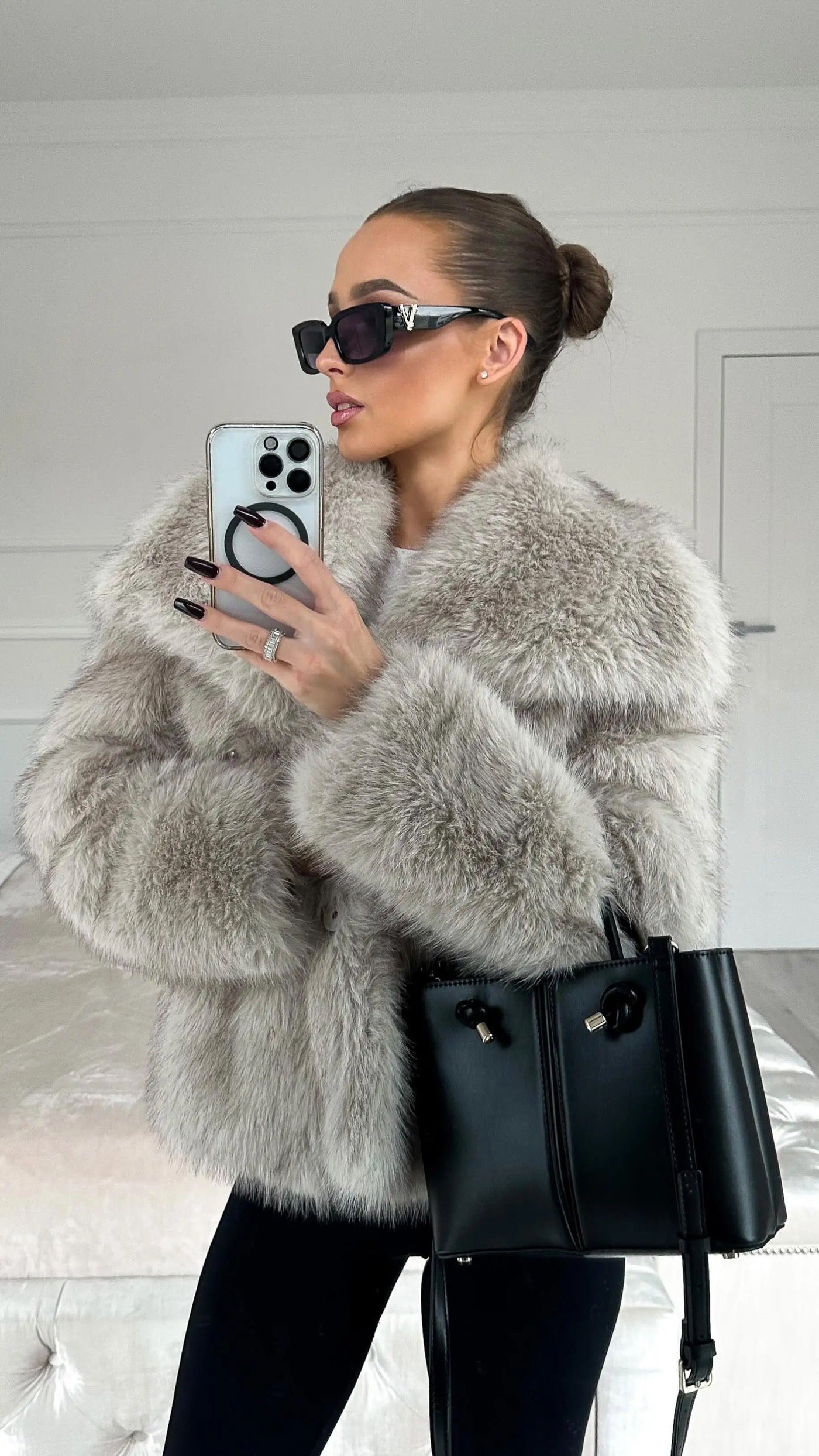 Olivia - Fur Coat