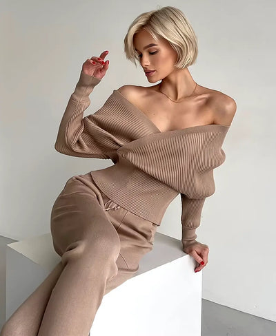 Hailey | Ribbed Off-Shoulder Knitwear Set