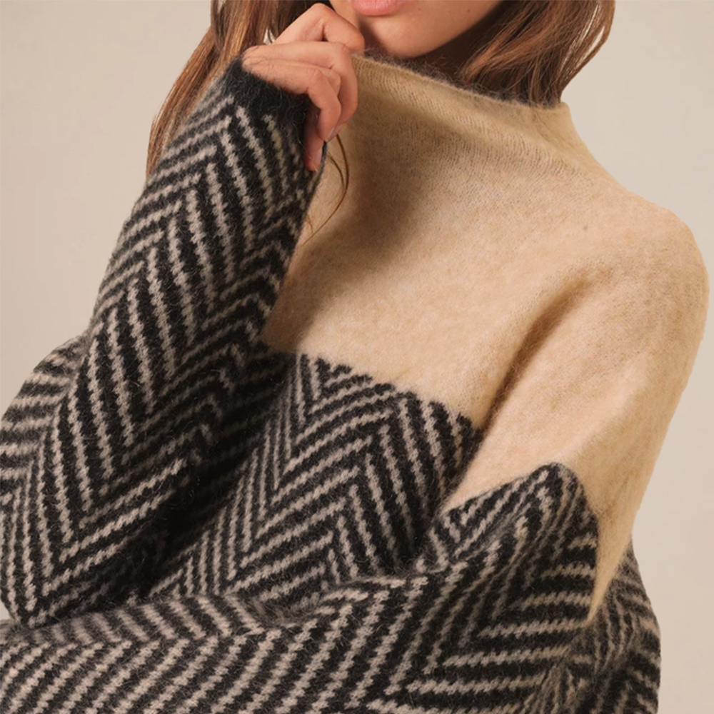 ADELIE | FAUX CASHMERE TURTLENECK