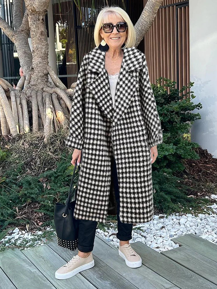 Jennifer | Long Houndstooth Coat