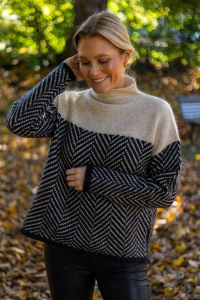 ADELIE | FAUX CASHMERE TURTLENECK